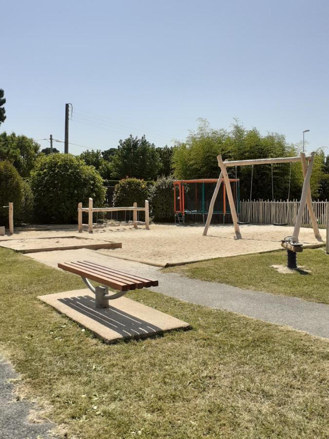 Camping Les Places Dorees Saint-Jean-de-Monts Exterior photo